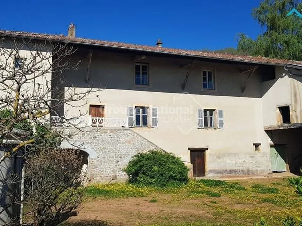 Maison 10 pièces 200 m²