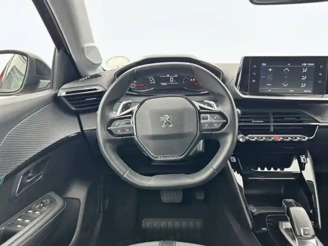 Peugeot 208 puretech 100 s&amp;s eat8 — photo 9