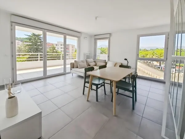 Appartement Cagnes Sur Mer 4 pièce(s) 63 m2