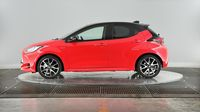 Toyota Yaris 116h Première 5p — photo 7