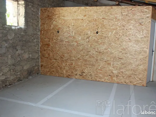 Parking/box 3 m² ROGNES