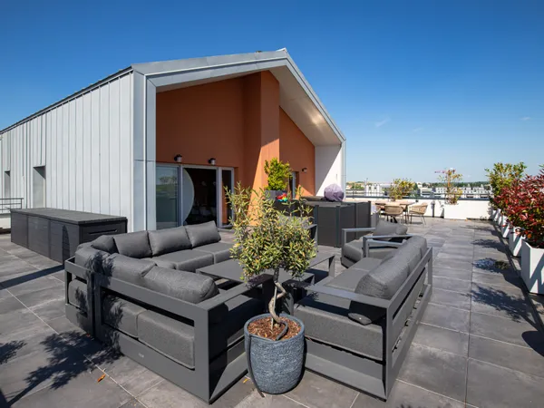 NANCY GRAND F5 DANS RESIDENCE DE STANDING + TERRASSE 122M2 +