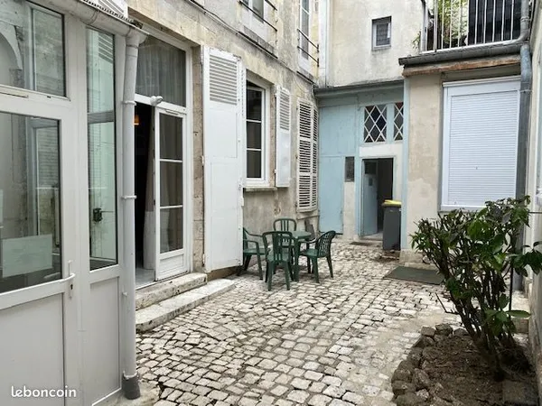 VEND APPARTEMENT T2 hyper centre Orléans