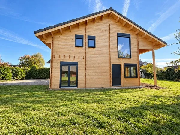 CHENS-SUR-LÉMAN - Un chalet à votre image, aux portes de Gen