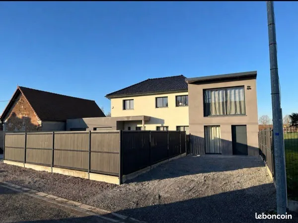 Maison cubique+ duplex