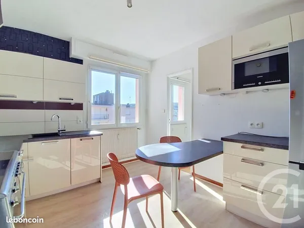 Appartement 4 pièces 95 m²