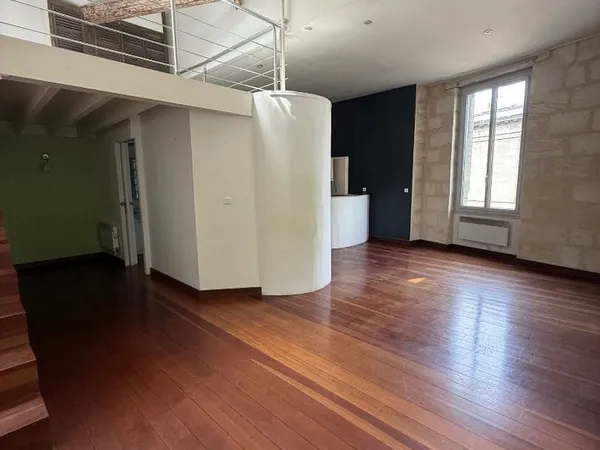 Appartement Bordeaux 1 pièce(s) 62.03 m2