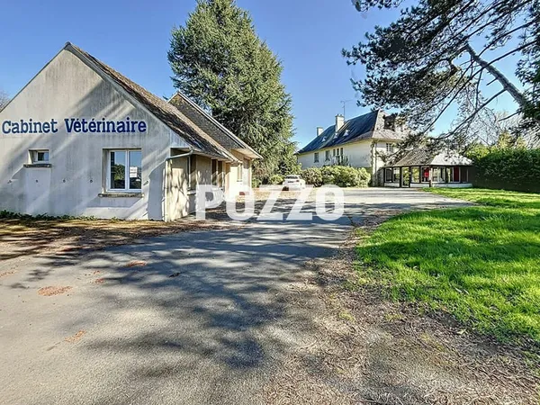 A vendre : Brecey - Ensemble Immobilier 12 pièce(s) 380 m² avec un terrain de 14915m²