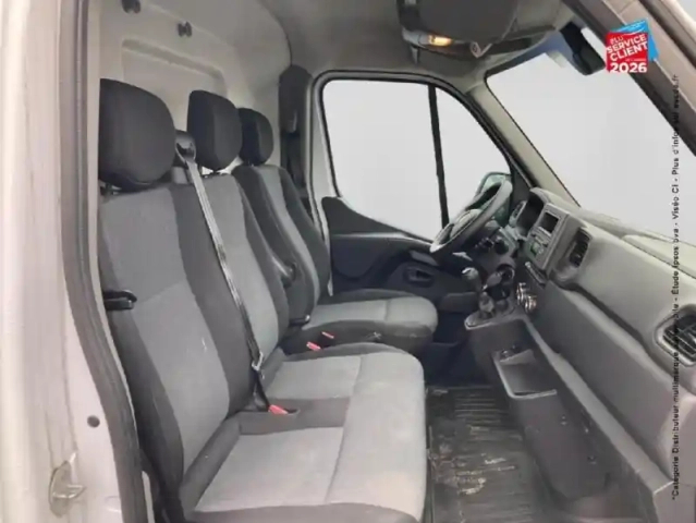 Renault Master fg f3500 l2h2 2.3 blue dci 135ch confort euro6 — photo 5