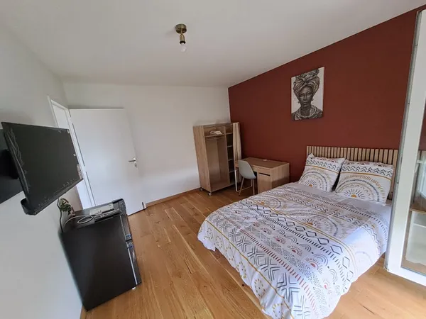 Chambre 13 m² dans colocation meublée