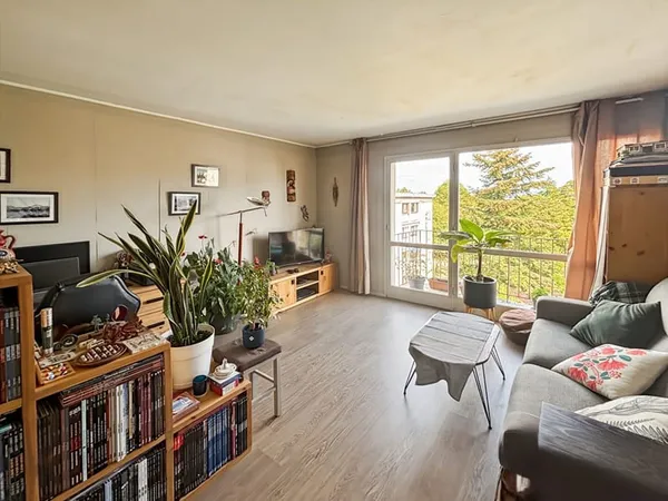 Appartement Palaiseau 2 pièces avec balcon