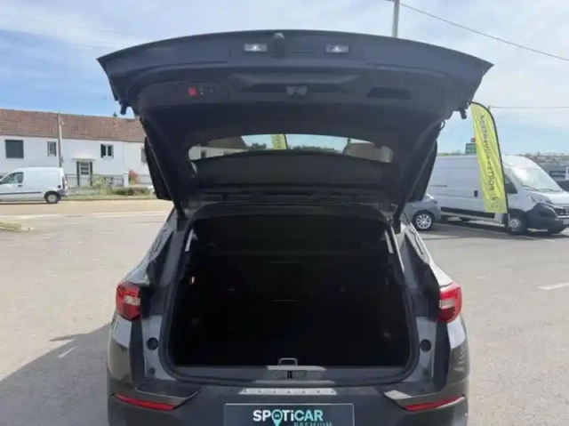 Opel Grandland X hybrid 225ch elite — photo 13