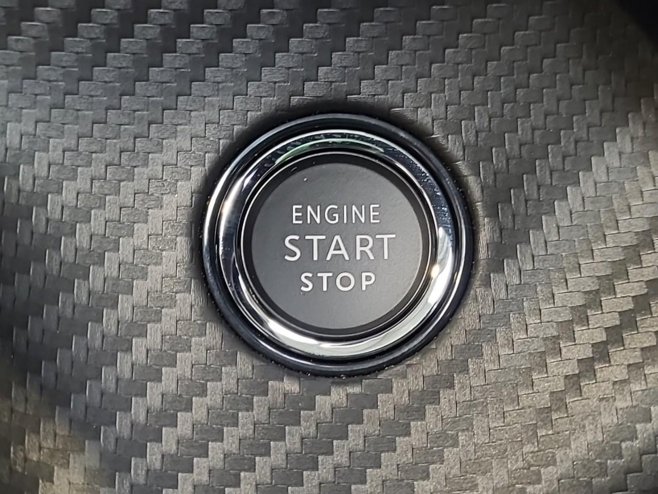 Peugeot 2008 hybrid 145 e-dcs6 allure — photo 29