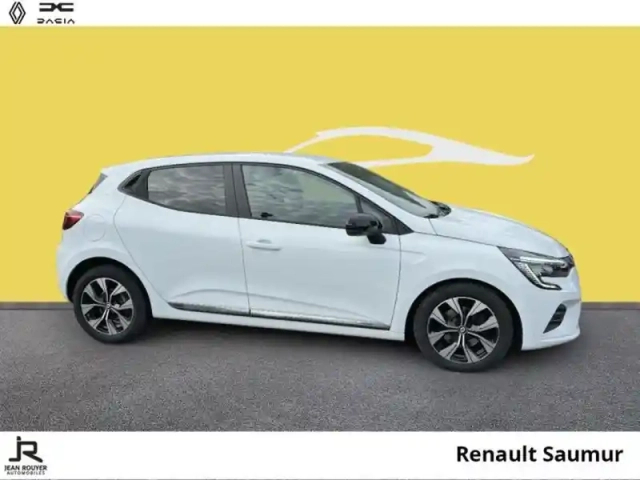 Renault Clio 1.5 blue dci 100ch evolution — photo 13