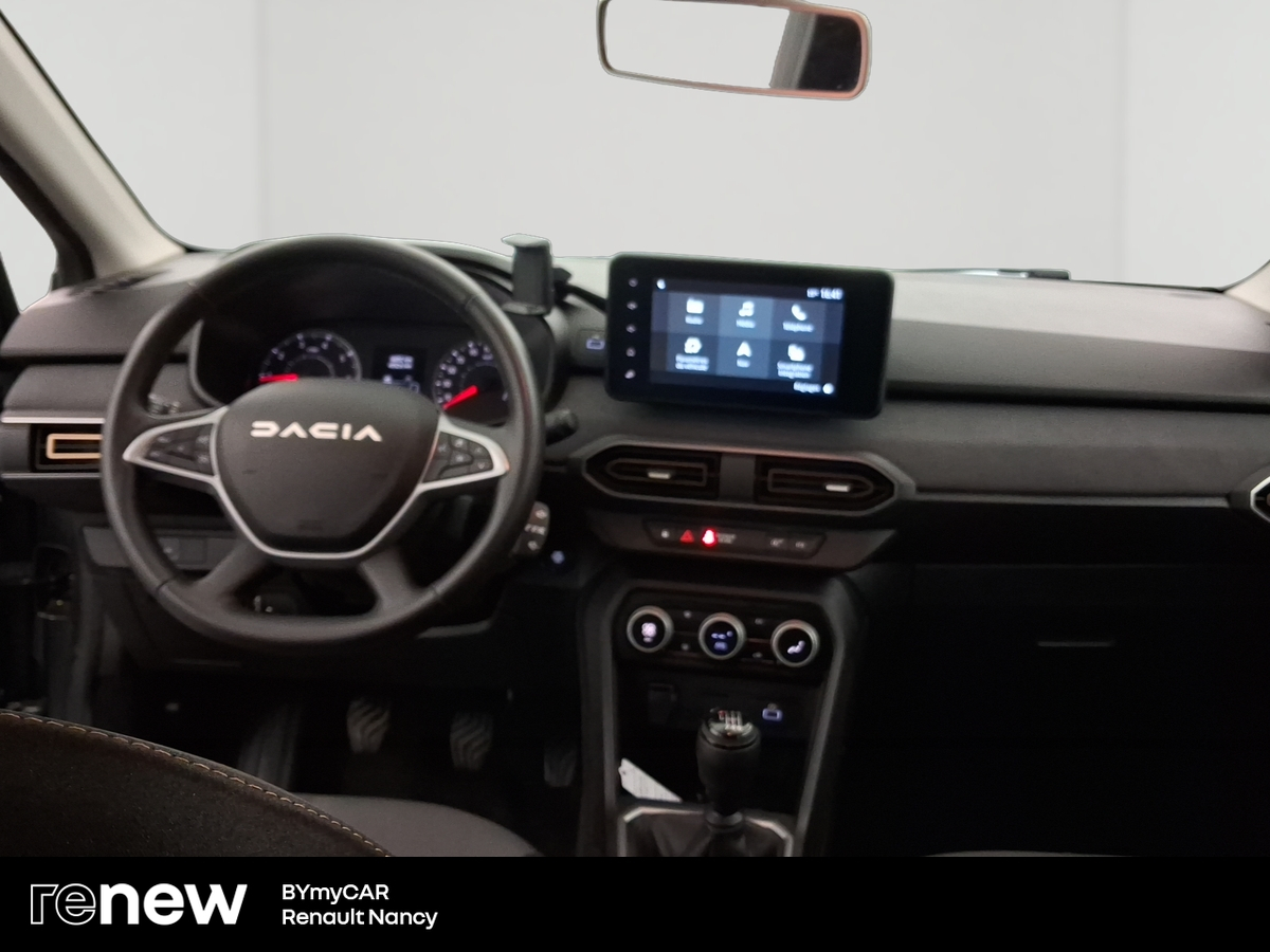 Dacia Sandero ECO-G 100 — photo 9
