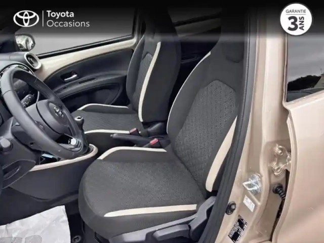 Toyota Aygo X 1.0 vvt-i 72ch design my24 — photo 11