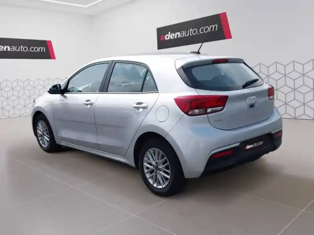 Kia Rio 1.2 dpi 84ch bvm5 — photo 3