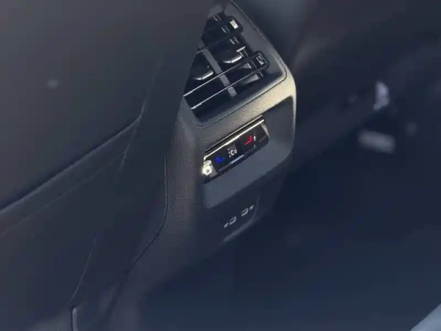 Volkswagen Tiguan 1.5 ehybrid 204ch dsg6 — photo 26
