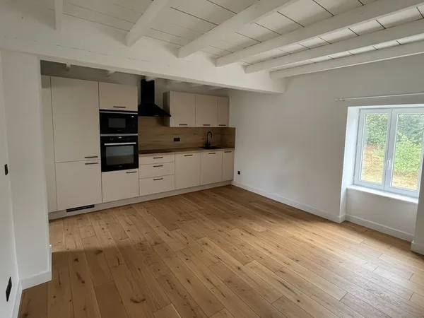 Appartement T4 REFAIT A NEUF 2e et dernier étage dispo septembre - Centre ville - Jardin