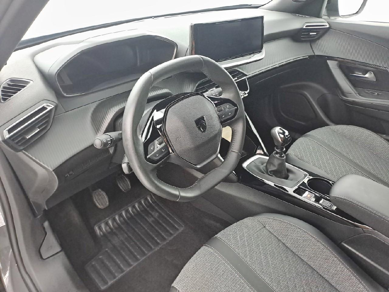 Peugeot 2008 puretech 100 s&s bvm6 allure — photo 14