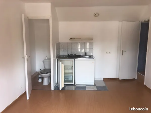 Studio 1er etage