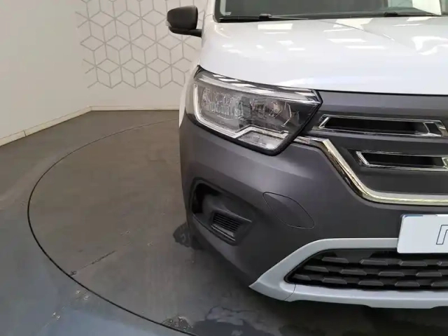 Renault Kangoo van e-tech electrique ev45 dc 80kw — photo 9