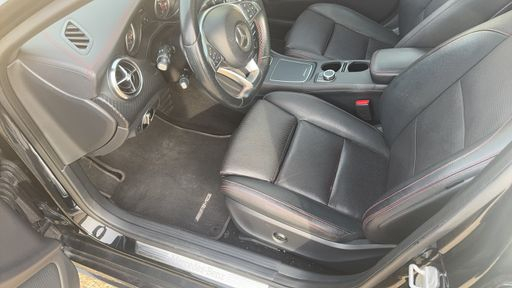 Mercedes Classe A 200 d 136 7G-DCT - Fascination – 2015 – 147976 km – Diesel – Boîte Automatique — photo 17