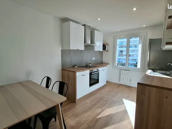T3 MEUBLÉ 60m² neuf avec BALCON -Métro Gratte-ciel