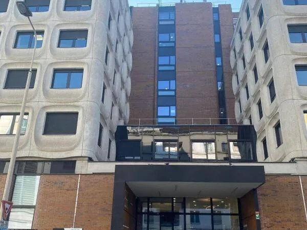 Bureaux 767 m²