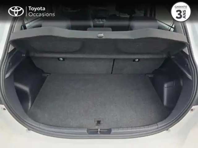 Toyota Yaris 70 vvt-i ultimate 5p — photo 10
