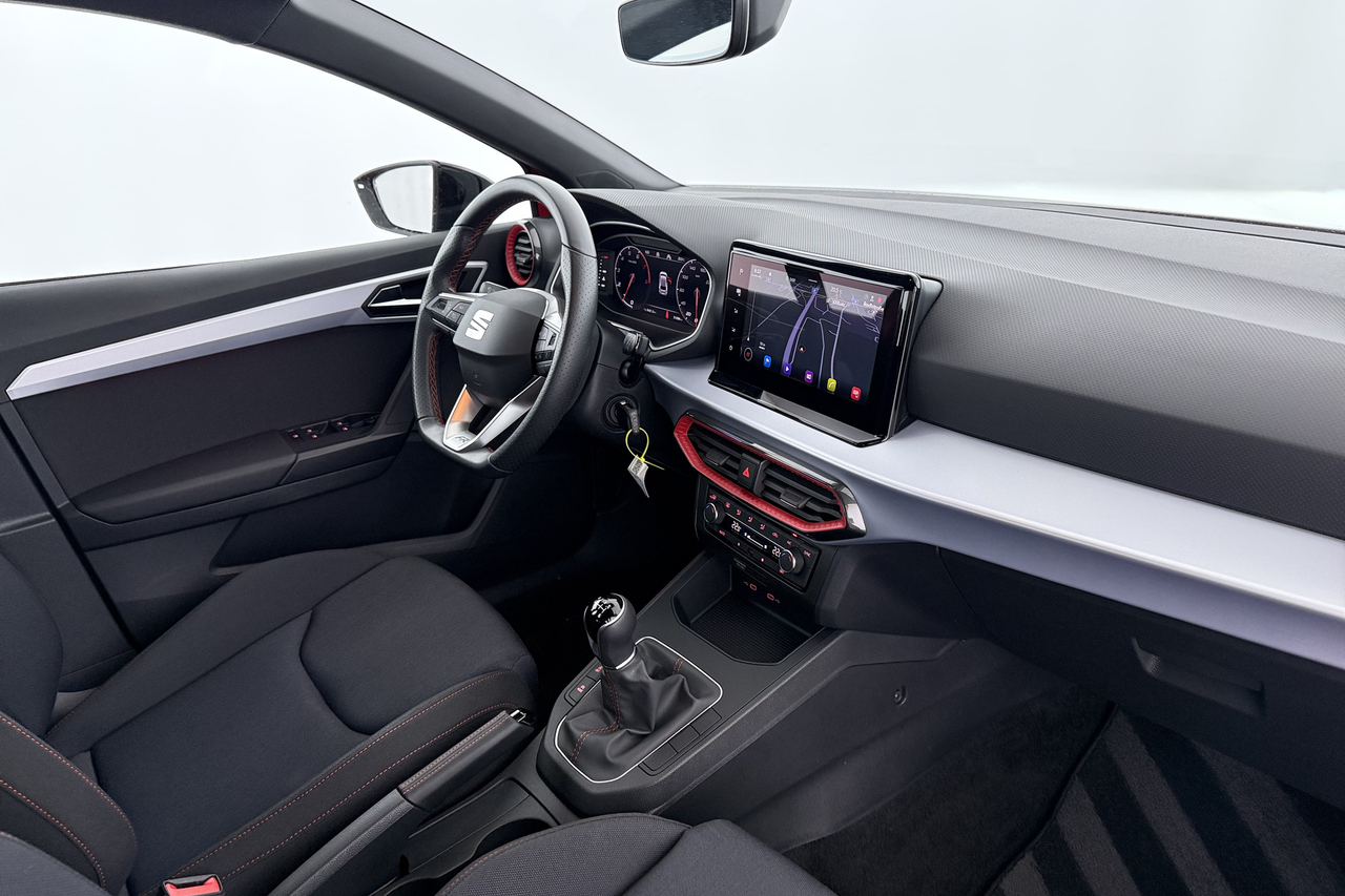 Seat Ibiza — photo 13