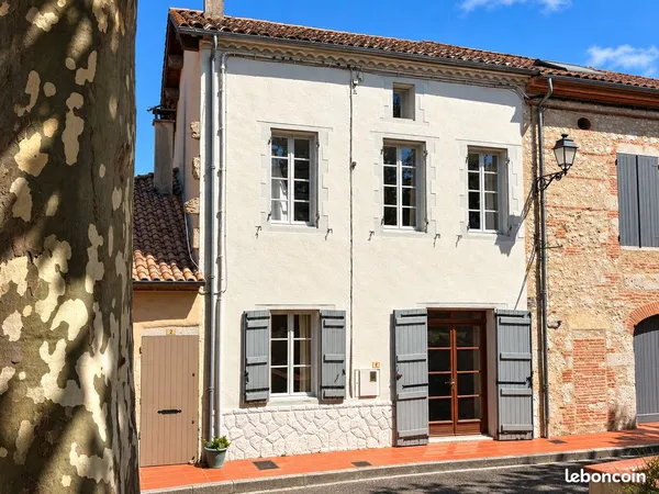 Dunes centre ville. Grande maison 185 m² meublée, Jardin, garage