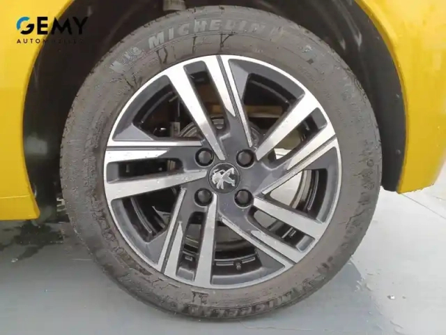 Peugeot 208 puretech 75 s&amp;s bvm5 — photo 9