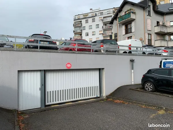 COGNIN Centre ville (73160), GARAGE dans copropriété sécurisée