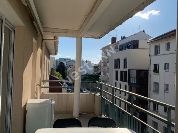 Appartement 2 pièce(s) 50 m2 LOGEMENT NU