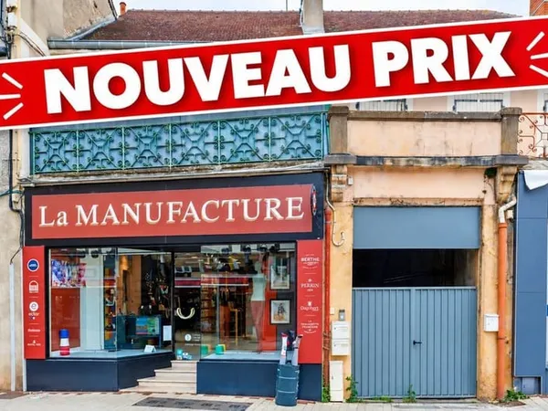 À vendre en exclusivité  Immeuble de rapport en plein coeur de PARAY LE MONIAL (71)