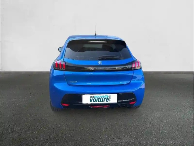 Peugeot 208 puretech 130 s&amp;s eat8 — photo 5