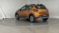 Dacia Sandero 1.0 TCe 90ch Stepway Confort — photo 8