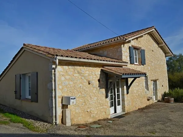 Charmante maison en pierres entièrement rénovée