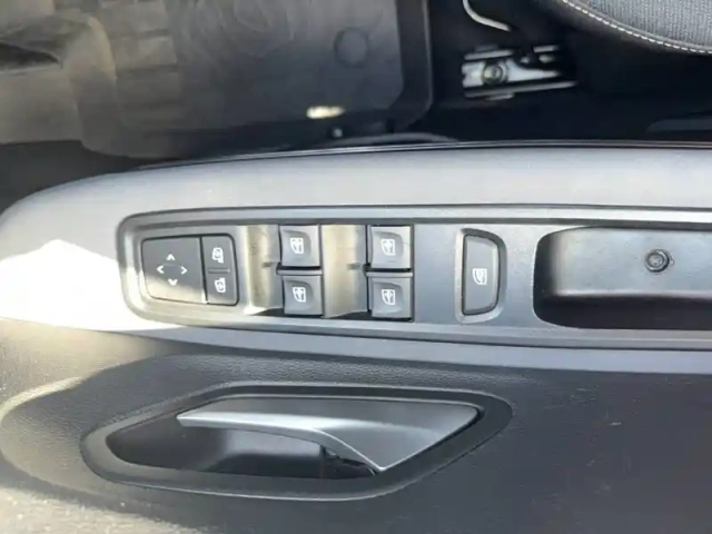 Dacia Sandero eco-g 100 — photo 13
