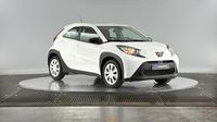 Toyota Aygo X 1.0 VVT-i 72ch Dynamic MY23 — photo 3