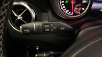 Mercedes Gla 180 Sensation — photo 24
