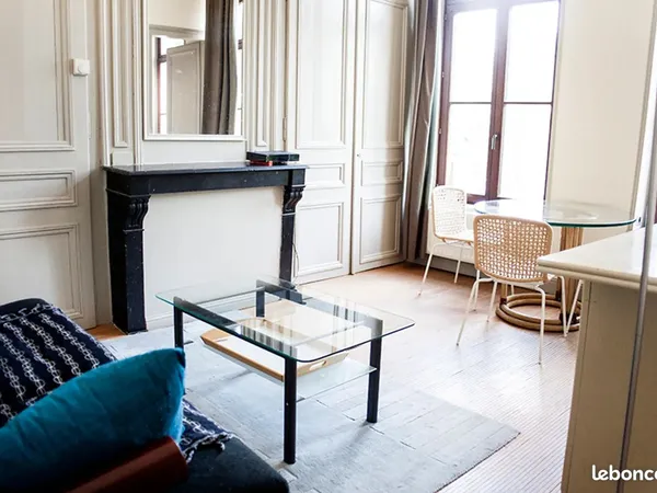 Appartement T2 45m carré Vauban Cormontaigne lumineux toutes charges comprises avec ménage hebdomada