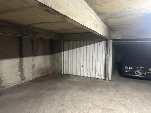 GARAGE - POITIERS -CENTRE-VILLE