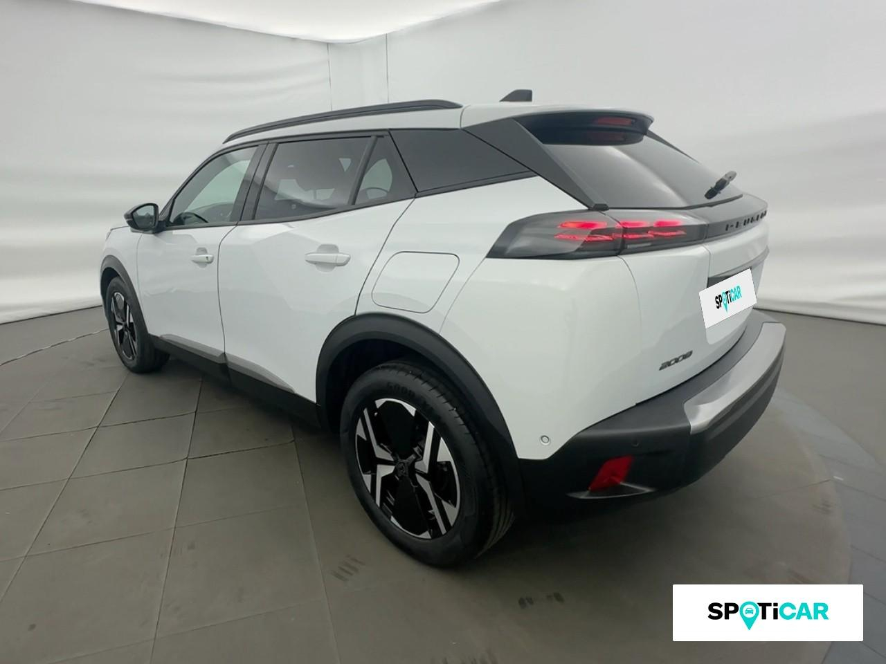 Peugeot 2008 1.2 puretech 100ch s&s allure — photo 7