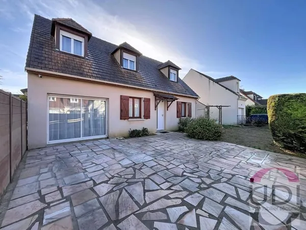 Exclusivité UDI - Dans une rue calme et recherchée de Ballancourt - Maison de 115m² - Terrain de 492