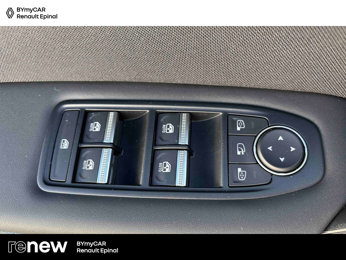 Renault Captur E-Tech full hybrid 160 ch — photo 17