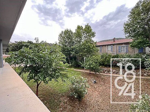Studio 1 pièce 18 m²