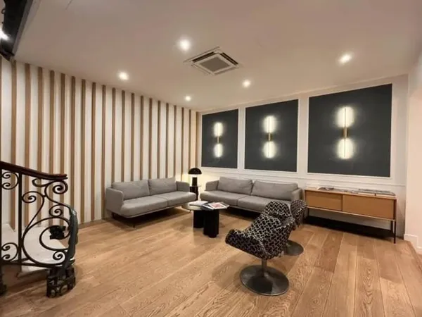 Bureaux 351 m²