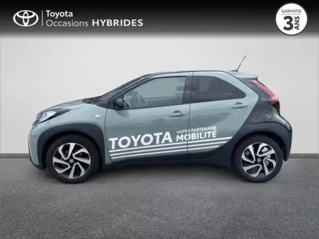 Toyota Aygo X 1.0 vvt-i 72ch design my24 — photo 3